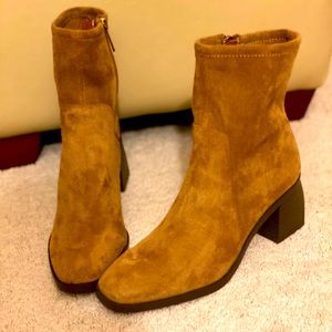 Ankle boots